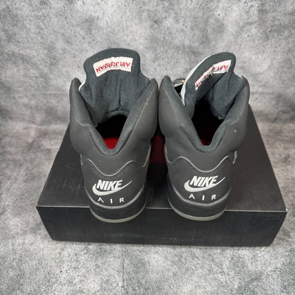 Size 10 | Jordan 5 Metallic With Box | Pre-Owned - image 3